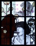 Glas und Schmuck