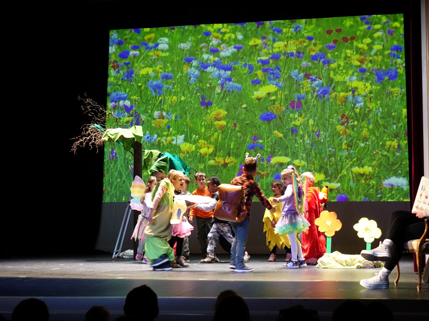 Die Aufführung der Kinder im Stadttheater. Bilder: Stadt Kaufbeuren